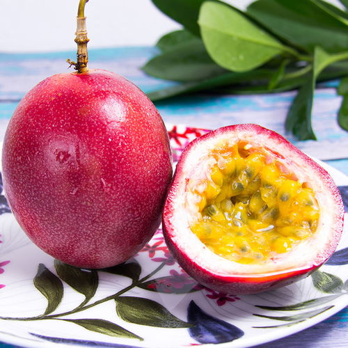 解锁夏日酸甜风味 广西百香果精选大果，新鲜直达的多汁体验